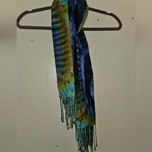 BRIGHTLY TWISTED TIE FRINGE SCARF
